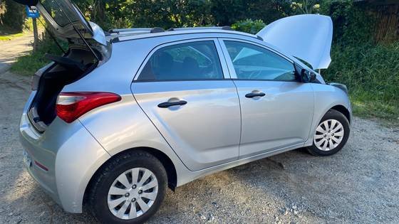 HYUNDAI HB20 1.0 COMFORT 12V FLEX 4P MANUAL